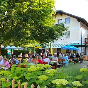 https://land-gut-hotel-gasthof-waldschanke.com-bavaria.com