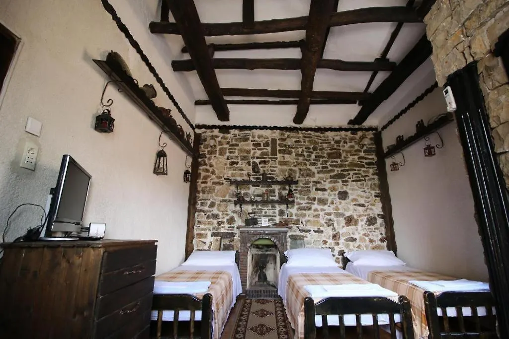 Hotel Nasho Vruho Berat 0*,  Albania